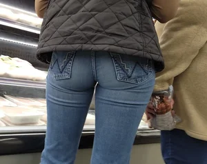 Petite brunette in tight jeans (oc)
