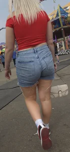 Blonde Pawg filling in her Jean Shorts +VID