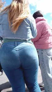True Phat Buttcheeks In Pocketless Jeans VPL OC