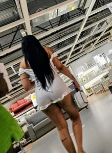 Nice ass from a Dominican girl at Ikea (OC)