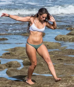 Sexy thick brunette bikini babe with nice body
