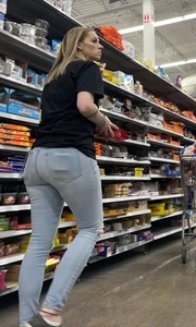 Mature Series | Natural PAWG in JEANS