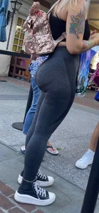 Nice Booty of pretty blonde (Not OC)