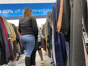 (Oc) thick latina mom in soft pants