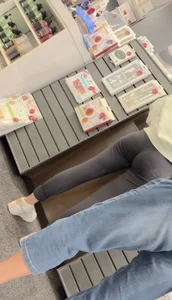 First post OC 19yr old nice shape black leggings