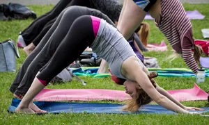 Candid sexy girls in spandex doing yoga