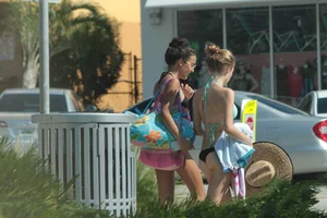 Another gallery of sexy Deerfield Beach girls in bikinis