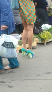 Market Creepshot Skinny Legs