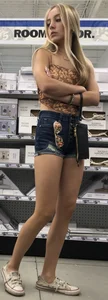 Skinny cheeky beauty in jean shorts
