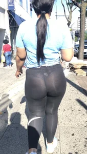 Sun makes these leggings SEE THROUGH  not oc