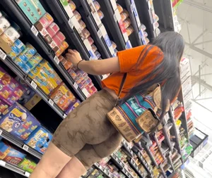 Nice Mexican MILF (Brown Leggings shorts)
