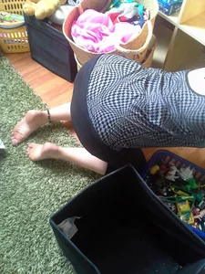 Barefoot Candid Wife Doggy Style on the Floor Home Creepshot