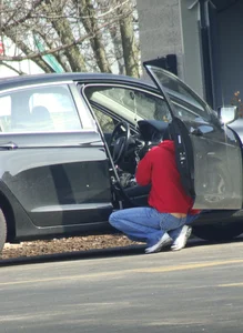 Some candid girls cleaning their cars in jeans and some showing ass crack