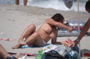 Verna topless beach girls out in the sun
