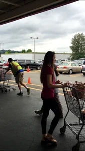 Skinny brunette shopping in leggings (VPL)