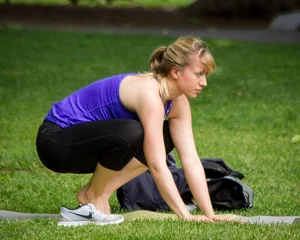 Candid sexy girls in spandex doing yoga