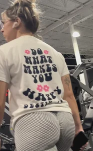 Thick Snow bunny at the gym  (OC)