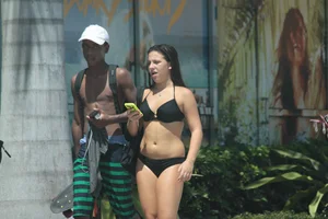 Various sexy Florida beach and bikini girls