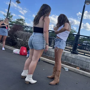 Sam hunt concert pt 1 (oc)