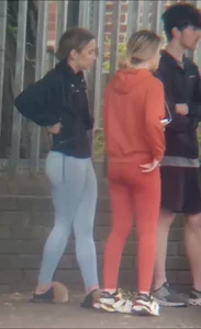 2 teens