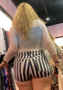 Super Thickkk Blonde Chick w Video ☁️