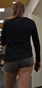 Sexy Ass College Girls in the Gym