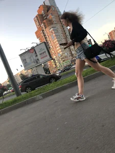 Tall Candid Teen Girl in Denim Shorts and a Top With an Injured Knee Subway and Street Creepshots - Hot and Muscular Long Legs