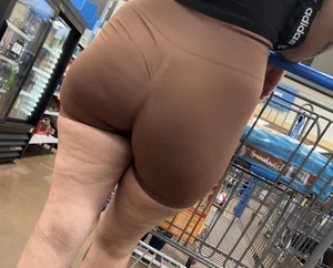 Beautiful Latina Booty Walmart