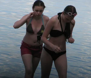 Bikini girls
