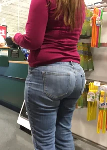 Big ass in tight jeans at Golf Galaxy