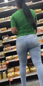 Hottest Latina Miami MILF  VPL in Tight Jeans (MEGAPOST)