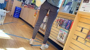 Cute Tight Blonde in Leggings