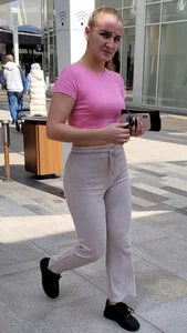 Hot butts and legs of candid girls in tight clothes