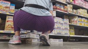 Latina BBL In Purple Leggings