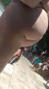 Linda Loira em Seu Biquine