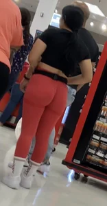 Latina Ass in Tight Red Leggings