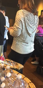 Candid girls in leggings and tights