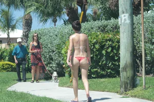Another gallery of sexy Deerfield Beach girls in bikinis