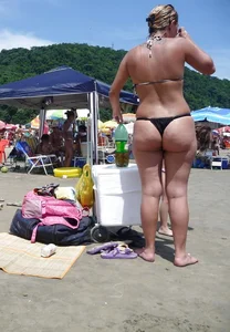 Beach and bikini candid girls