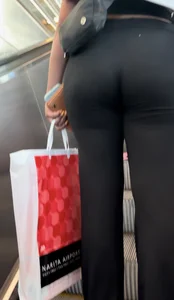 Thick Latina with jiggly phat ass ( OC , Upshots ) Airport series