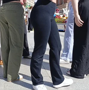 Nice round butt showing panties under legging
