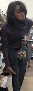 Workout GILF looking for glassware