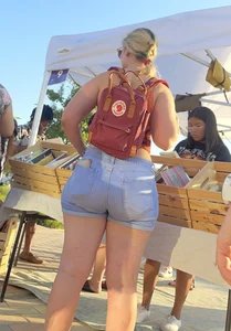 Thick Pawg In Shorts
