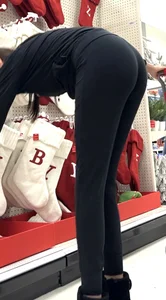 Pretty face in legging bendover at target