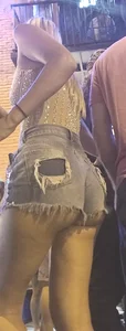 Nashville Ass 1: amazing blonde in short cut off jean shorts