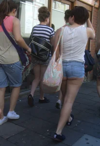 A couple girls out in shorts showing their ass cheeks