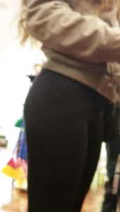 Candid girls in leggings and tights