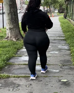 Fat booty Latina MY GOODNESS ( OC , VPL )
