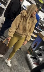 Petite battle ! Blonde VS RedHead
