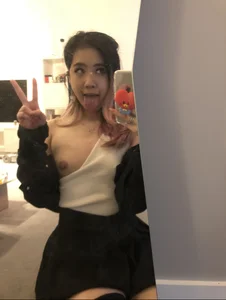 Hot Asian nude mirror selfies collection